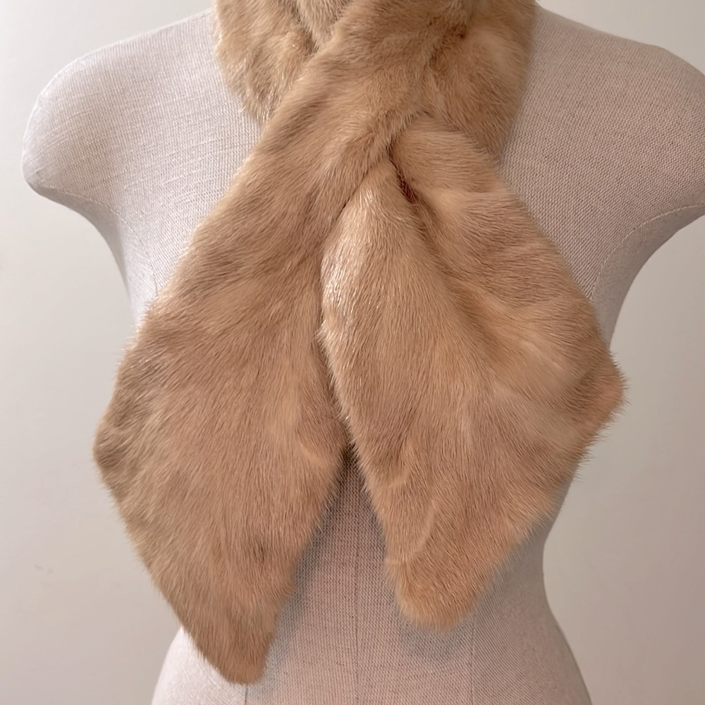 Siberian Fur Store Hong Kong Soft Elegant  Neck Scarf